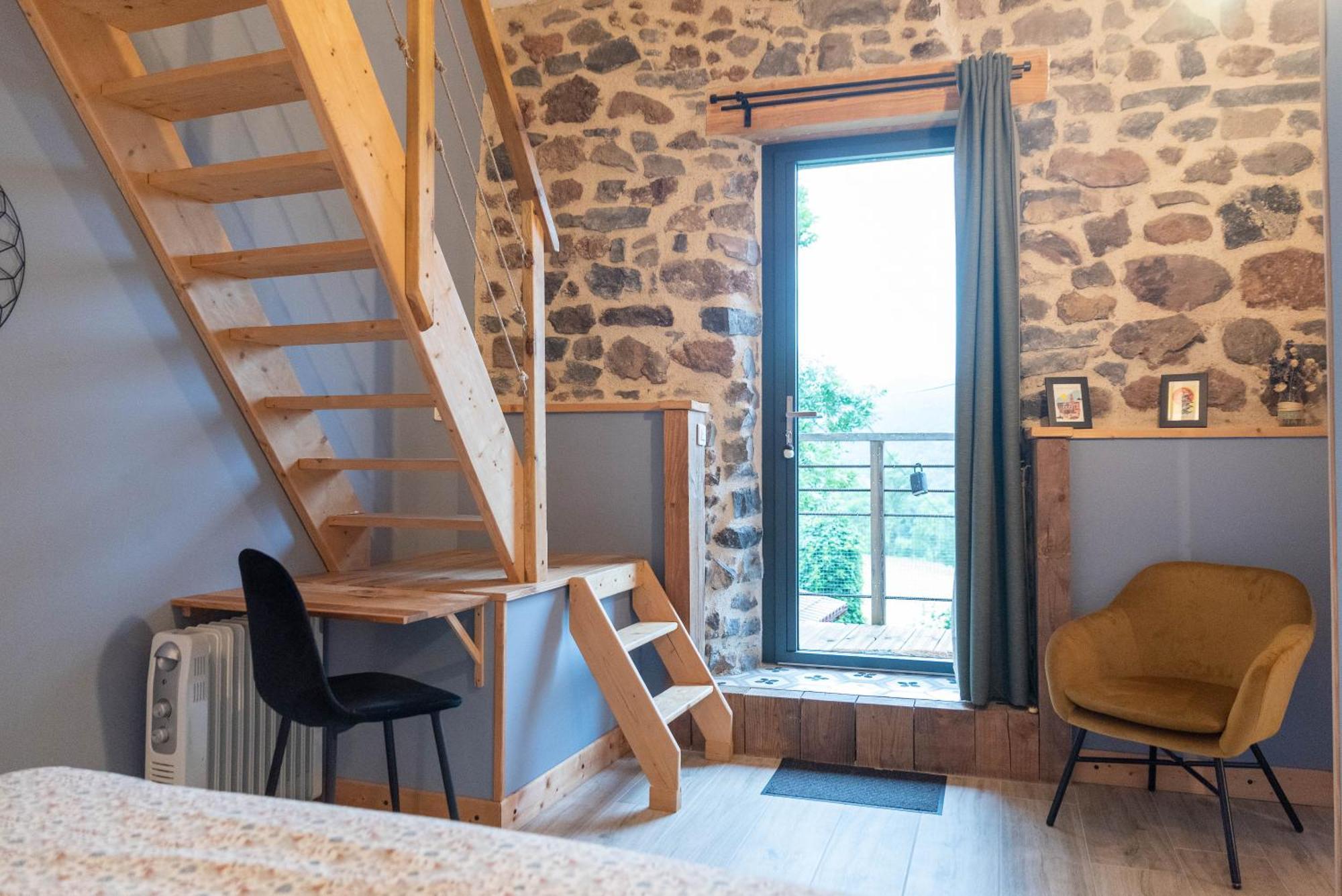 Bed and Breakfast Les Balcons De La Terrasse Arsac-en-Velay Esterno foto