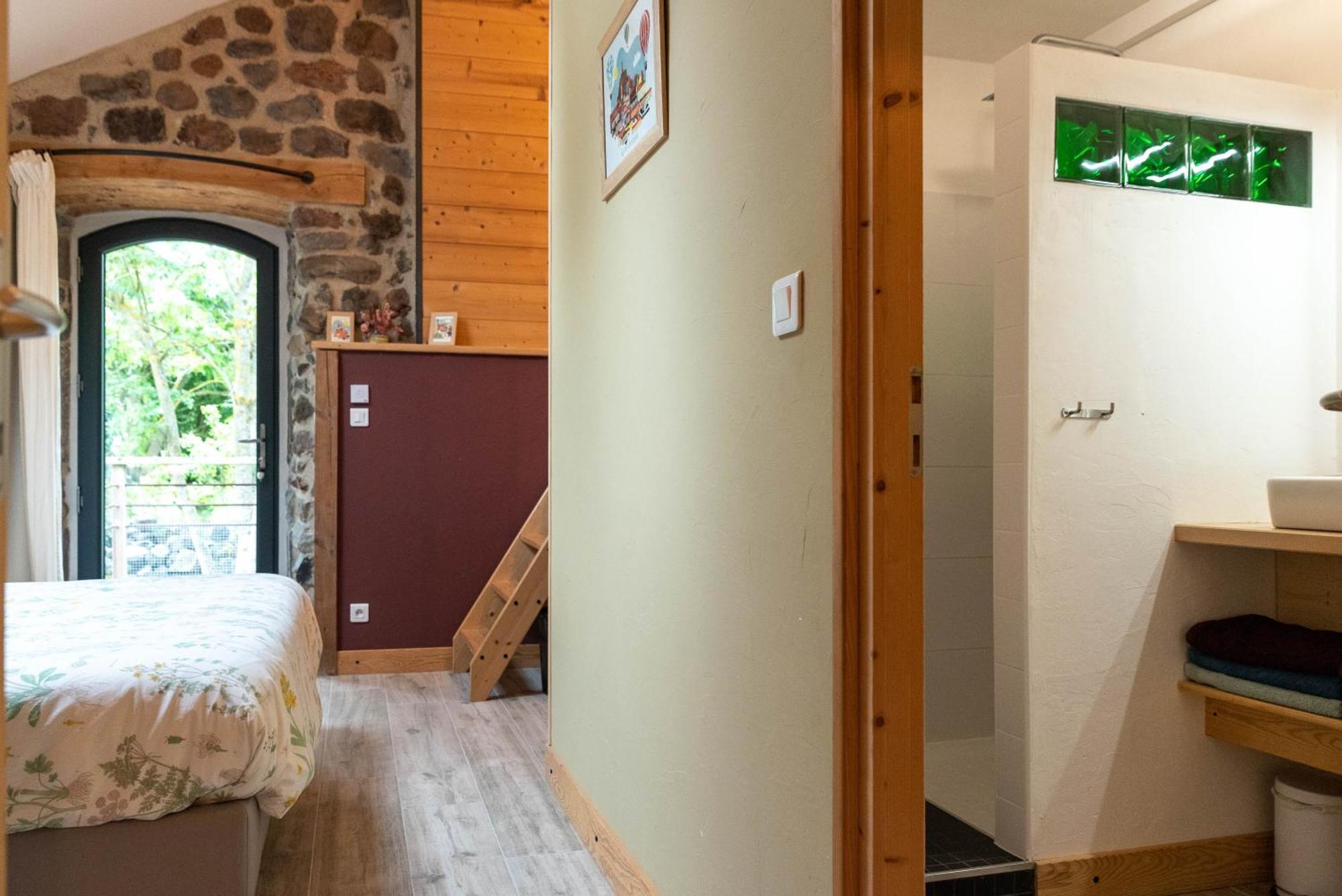 Bed and Breakfast Les Balcons De La Terrasse Arsac-en-Velay Esterno foto